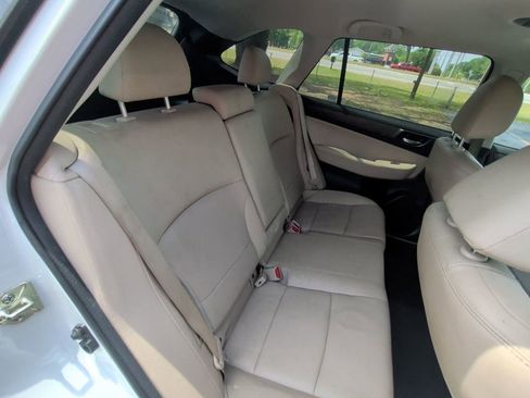 Used 2016 Subaru Outback 2.5i Limited AWD/4WD image 23