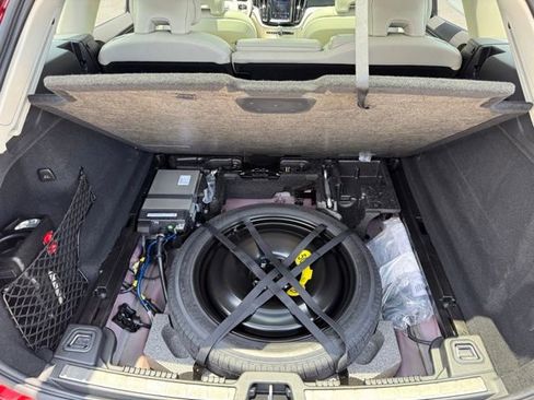 Used 2024 Volvo XC60 B5 Ultimate image 20