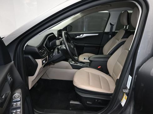 Certified 2021 Ford Escape SEL w/ Technology Package AWD/4WD image 13