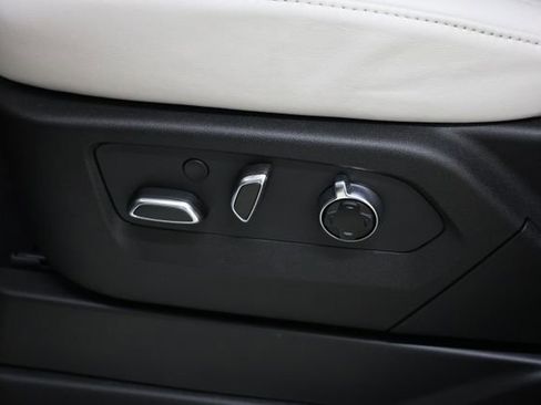 Used 2026 Cadillac Escalade V image 81