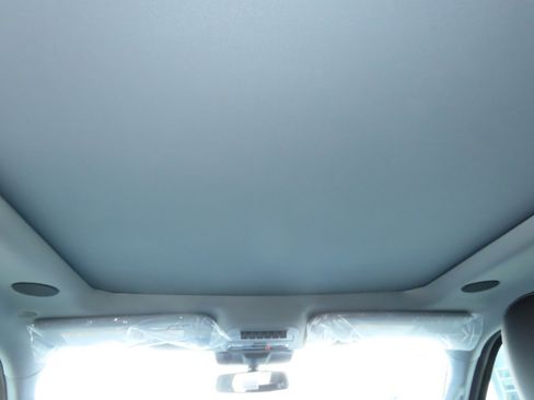 New 2026 Ford F250 Lariat w/ Black Appearance Package image 25