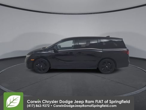 Used 2024 Honda Odyssey Sport image 10