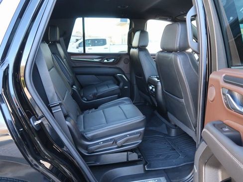Used 2022 GMC Yukon Denali image 35