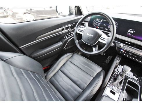 Used 2024 Kia Telluride SX Prestige AWD/4WD image 9