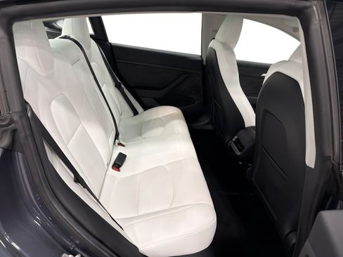 Certified 2023 Tesla Model 3 Standard Range RWD image 11