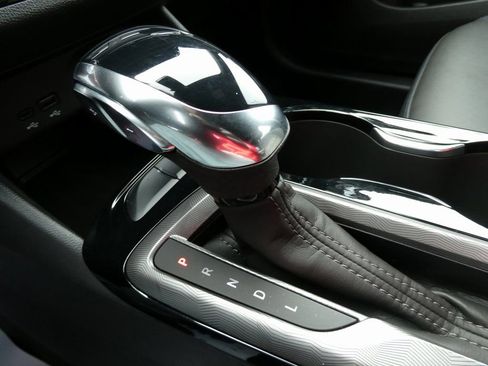 Certified 2025 Buick Envista Sport Touring w/ Convenience I Package image 30