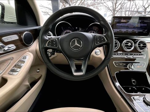 Certified 2018 Mercedes-Benz C 300 Sedan image 5