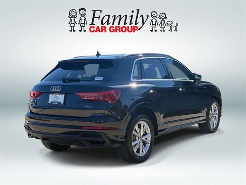 Used 2023 Audi Q3 2.0T Premium Plus w/ Premium Plus Package image 3