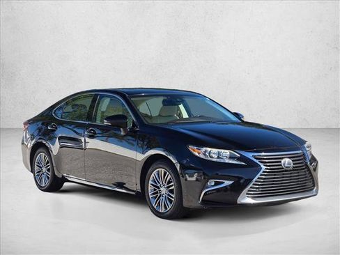 Used 2017 Lexus ES 350 image 3
