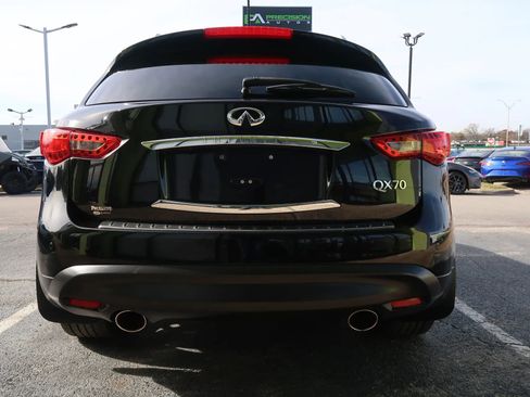 Used 2017 INFINITI QX70 3.7 w/ Premium Package image 9