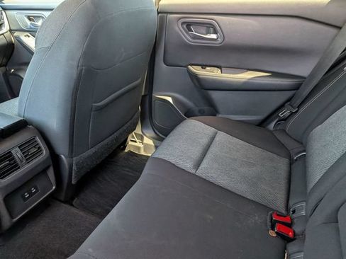 Used 2024 Nissan Rogue SV AWD/4WD image 36