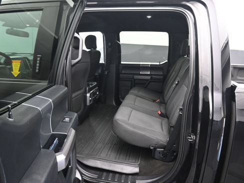 Used 2020 Ford F150 XLT w/ Equipment Group 302A Luxury AWD/4WD image 31