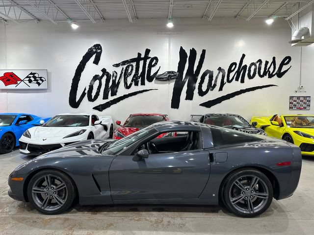 Used 2009 Chevrolet Corvette Coupe w/ Preferred Equipment Group RWD image 2