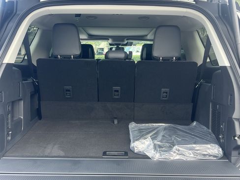 New 2027 Ford Expedition Max Active RWD image 21