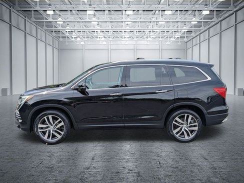 Used 2016 Honda Pilot Touring image 2