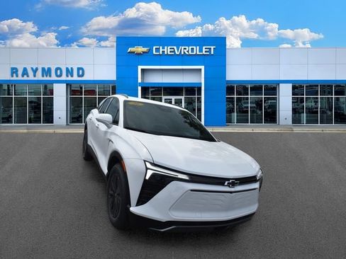 New 2026 Chevrolet Blazer EV LT AWD/4WD image 10