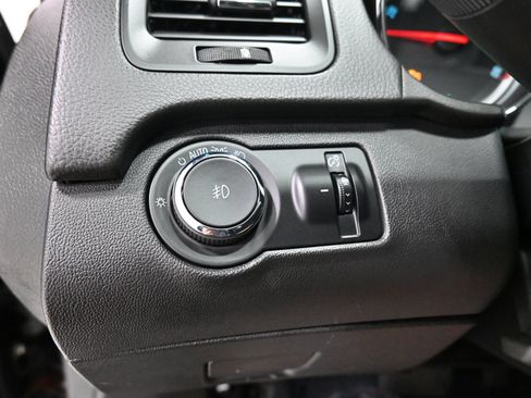 Used 2011 Buick Regal CXL w/ RL2 Preferred Equipment Group FWD image 8