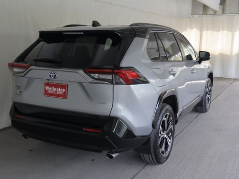 Used 2024 Toyota RAV4 XSE w/ Weather Package AWD/4WD image 7
