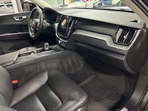 Used 2024 Volvo XC60 B5 Core w/ Climate Package image 45