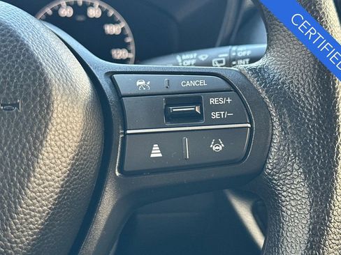 Certified 2025 Honda HR-V LX image 27