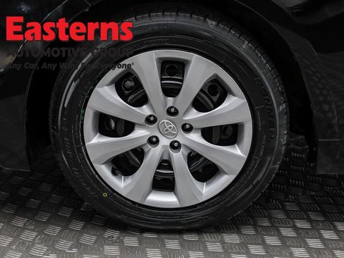 Used 2024 Toyota Corolla LE image 31