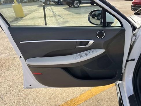 Used 2025 Hyundai Sonata SEL FWD image 38