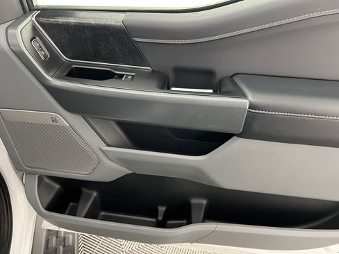 Used 2024 Ford F150 Lightning Flash image 23