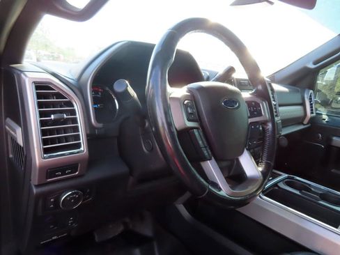 Used 2017 Ford F250 Platinum w/ Platinum Ultimate Package image 31