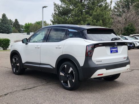 New 2025 Nissan Kicks SR image 5