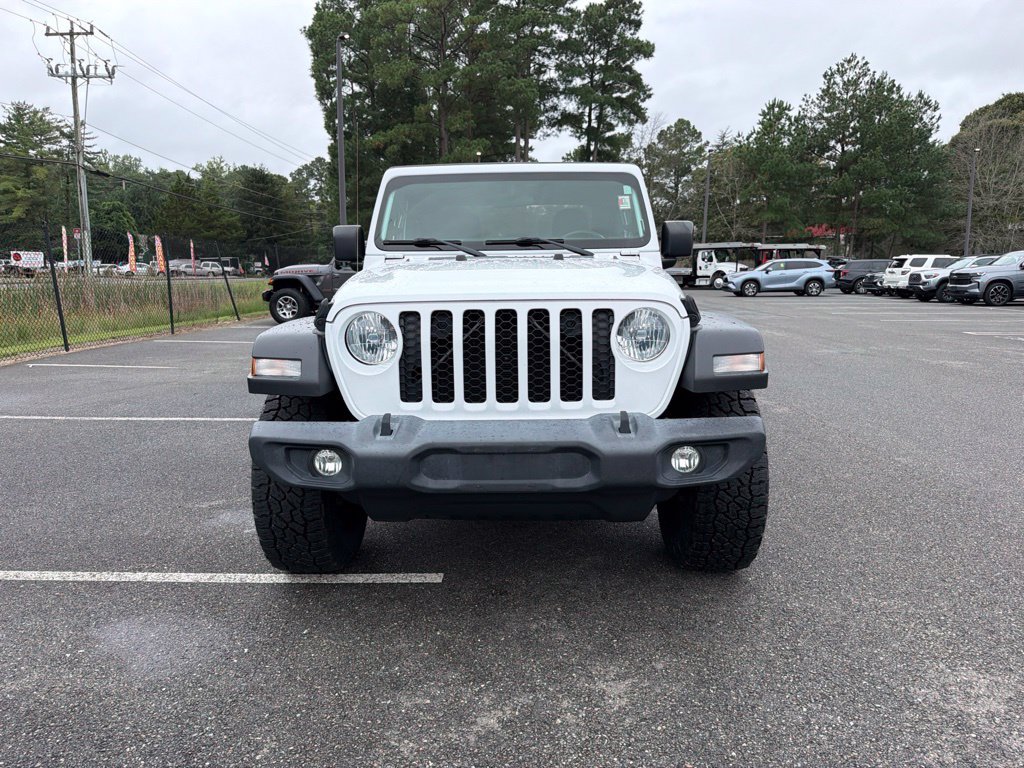 Used 2020 Jeep Gladiator Sport w/ Quick Order Package 23S AWD/4WD image 3