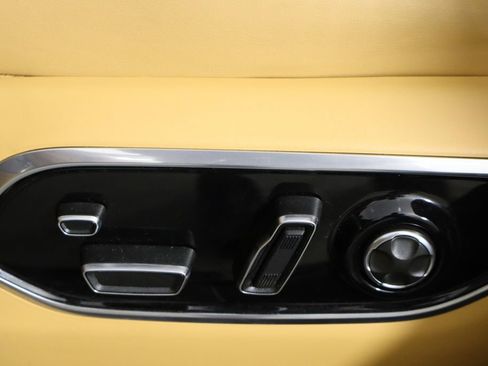 Used 2023 Jeep Grand Cherokee Summit AWD/4WD image 24
