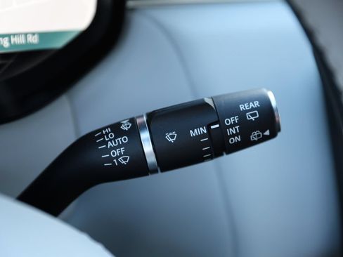 Used 2024 Land Rover Range Rover Sport Dynamic SE AWD/4WD image 29