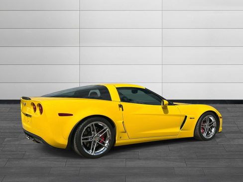Used 2007 Chevrolet Corvette Z06 w/ Preferred Equipment Group image 3