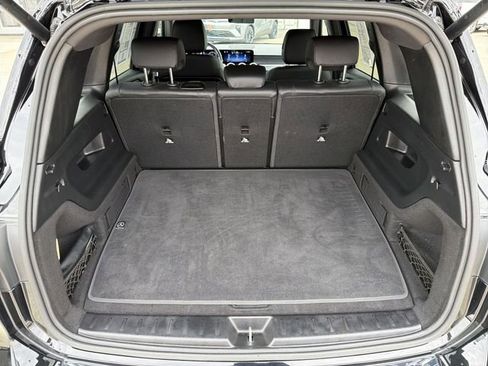 Used 2025 Mercedes-Benz GLB 250 image 24