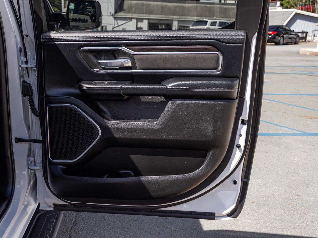 Used 2026 RAM 1500 Laramie w/ Night Edition AWD/4WD image 15