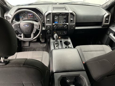 Used 2016 Ford F150 XLT w/ Equipment Group 302A Luxury image 4