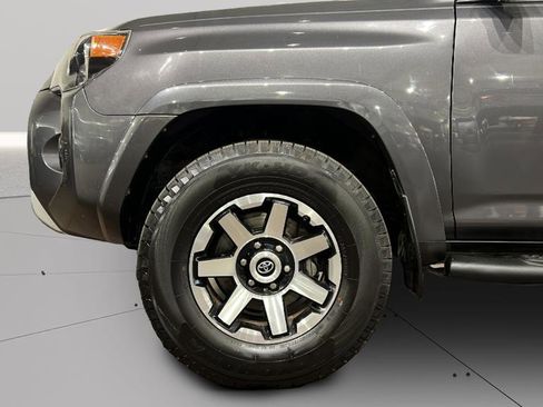 Used 2018 Toyota 4Runner SR5 image 36