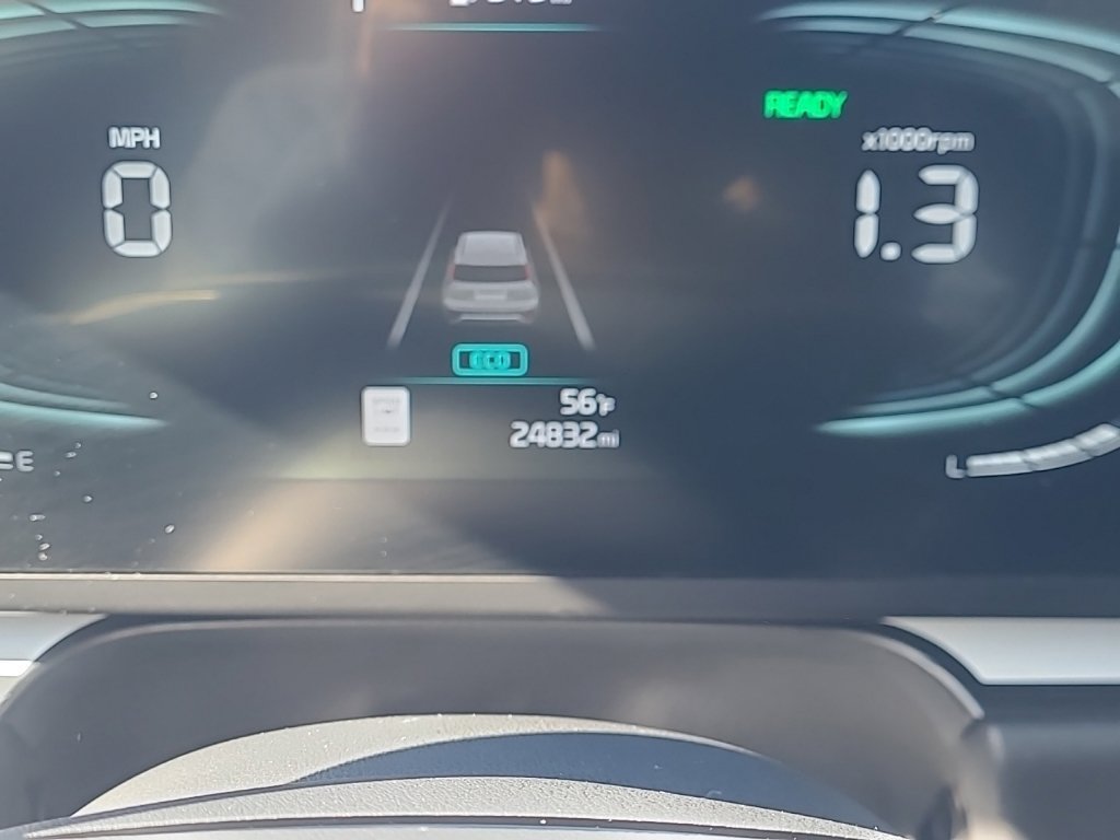 Certified 2025 Kia Niro LX FWD image 20