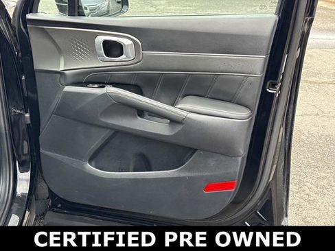 Used 2023 Kia Sorento SX FWD image 8