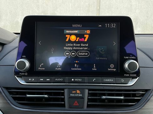 Used 2025 Nissan Altima 2.5 SV image 28