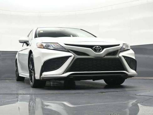 Used 2023 Toyota Camry XSE w/ Navigation Package FWD image 29