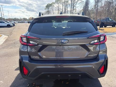 Used 2024 Subaru Crosstrek 2.0i Premium image 13