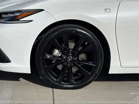 Used 2023 Lexus ES 350 F Sport w/ Accessory Package (Z1) image 12
