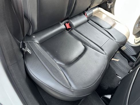 Used 2020 Jeep Renegade Limited w/ UConnect 8.4 Nav Group AWD/4WD image 39