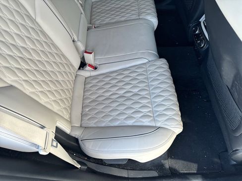 Used 2023 Genesis GV70 3.5T Sport w/ Sport Prestige Package image 15