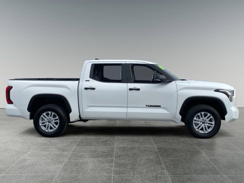 Used 2024 Toyota Tundra SR5 w/ SR5 Convenience Package image 6