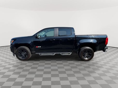 Used 2019 Chevrolet Colorado Z71 w/ Z71 Midnight Edition AWD/4WD image 4