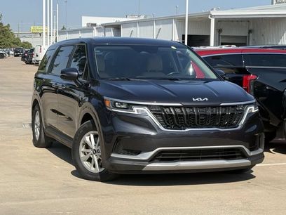 Used 2024 Kia Carnival LX