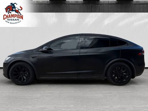 Used 2020 Tesla Model X Long Range AWD/4WD image 2
