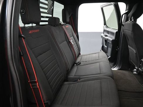 Used 2018 Ford F150 XLT w/ Equipment Group 302A Luxury AWD/4WD image 26